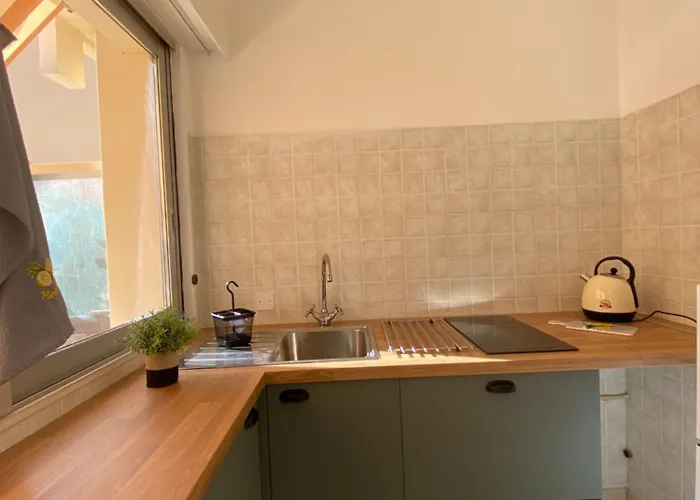 Camille Joli Clim Centre マントン